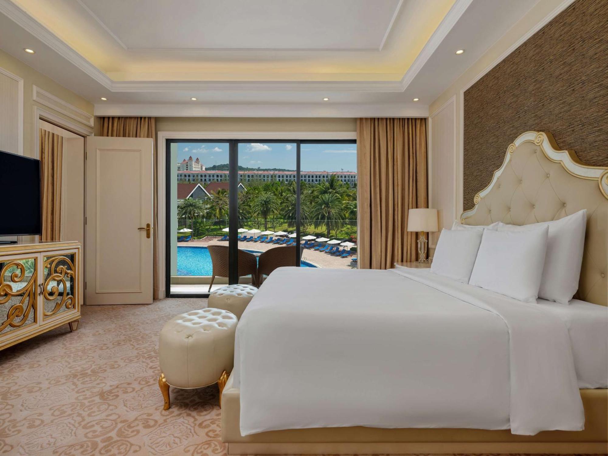 Radisson Blu Resort Duong Dong Exterior foto A bedroom at the hotel
