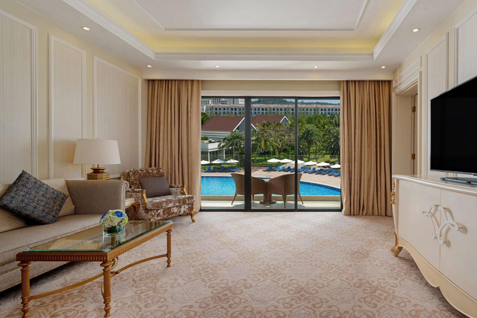 Radisson Blu Resort Duong Dong Exterior foto A suite at the hotel