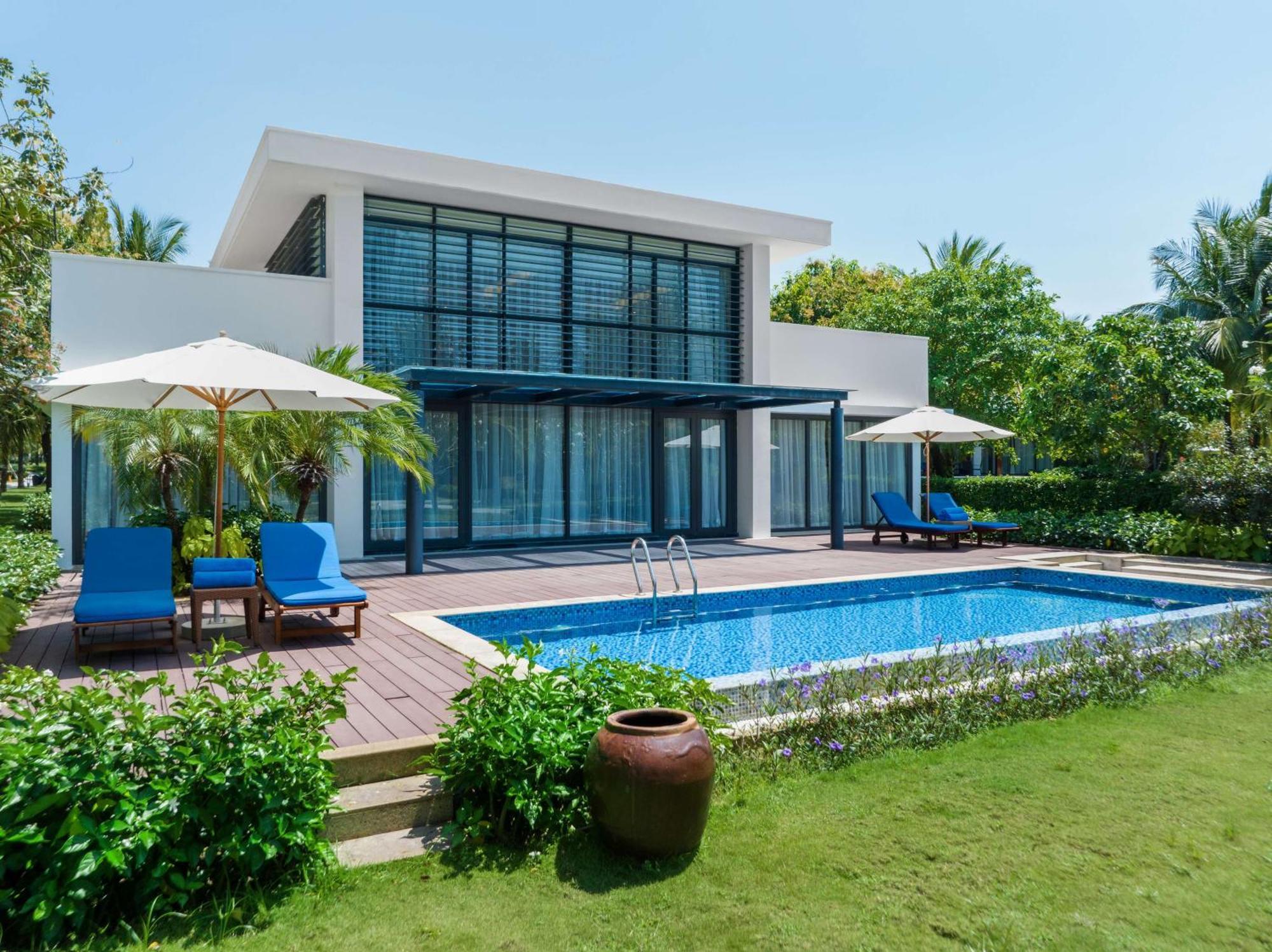 Radisson Blu Resort Duong Dong Exterior foto A pool villa at the resort
